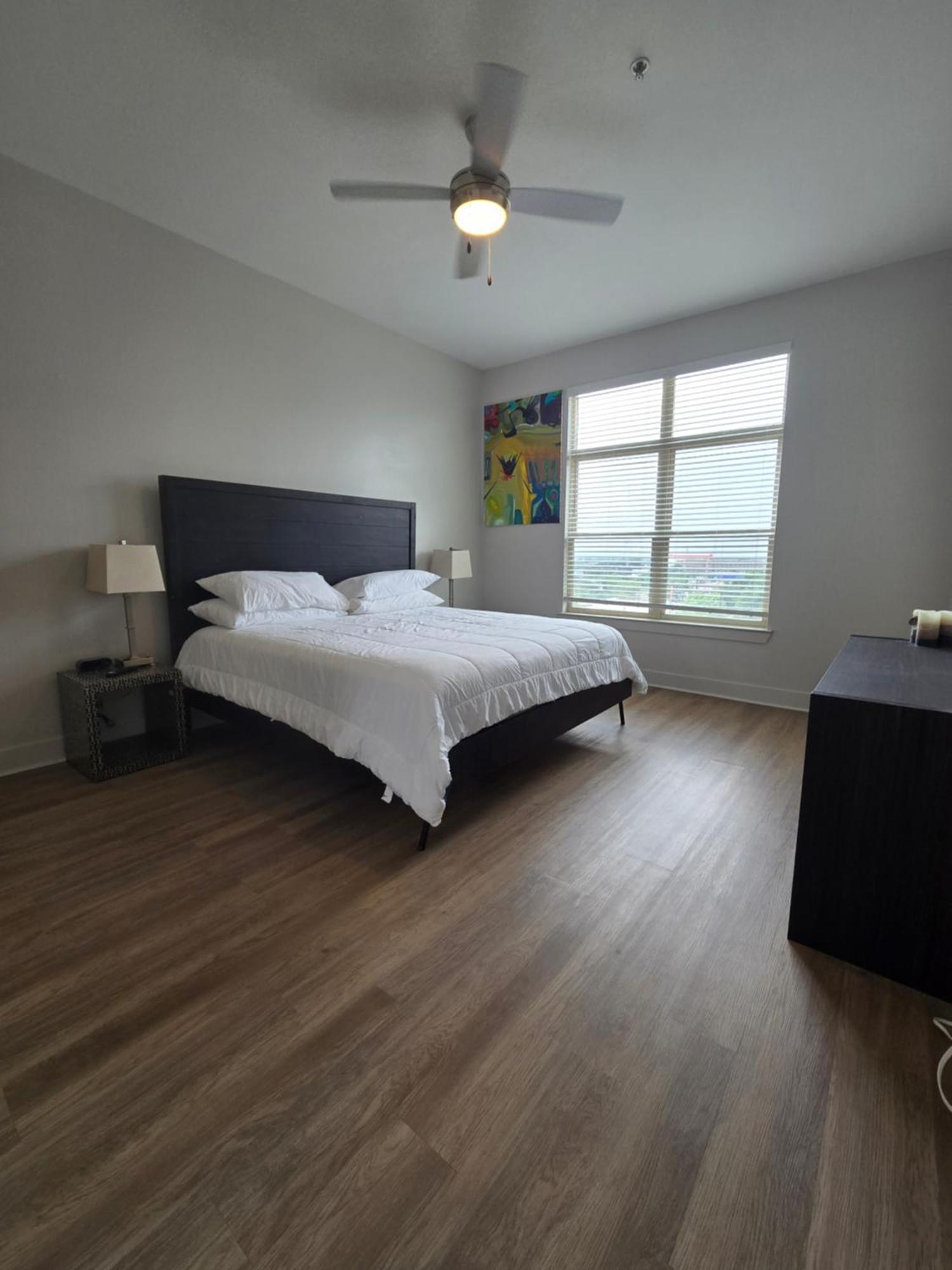 댈러스 2Bdrm/2 King Beds/1Air Mattress 아파트 외부 사진